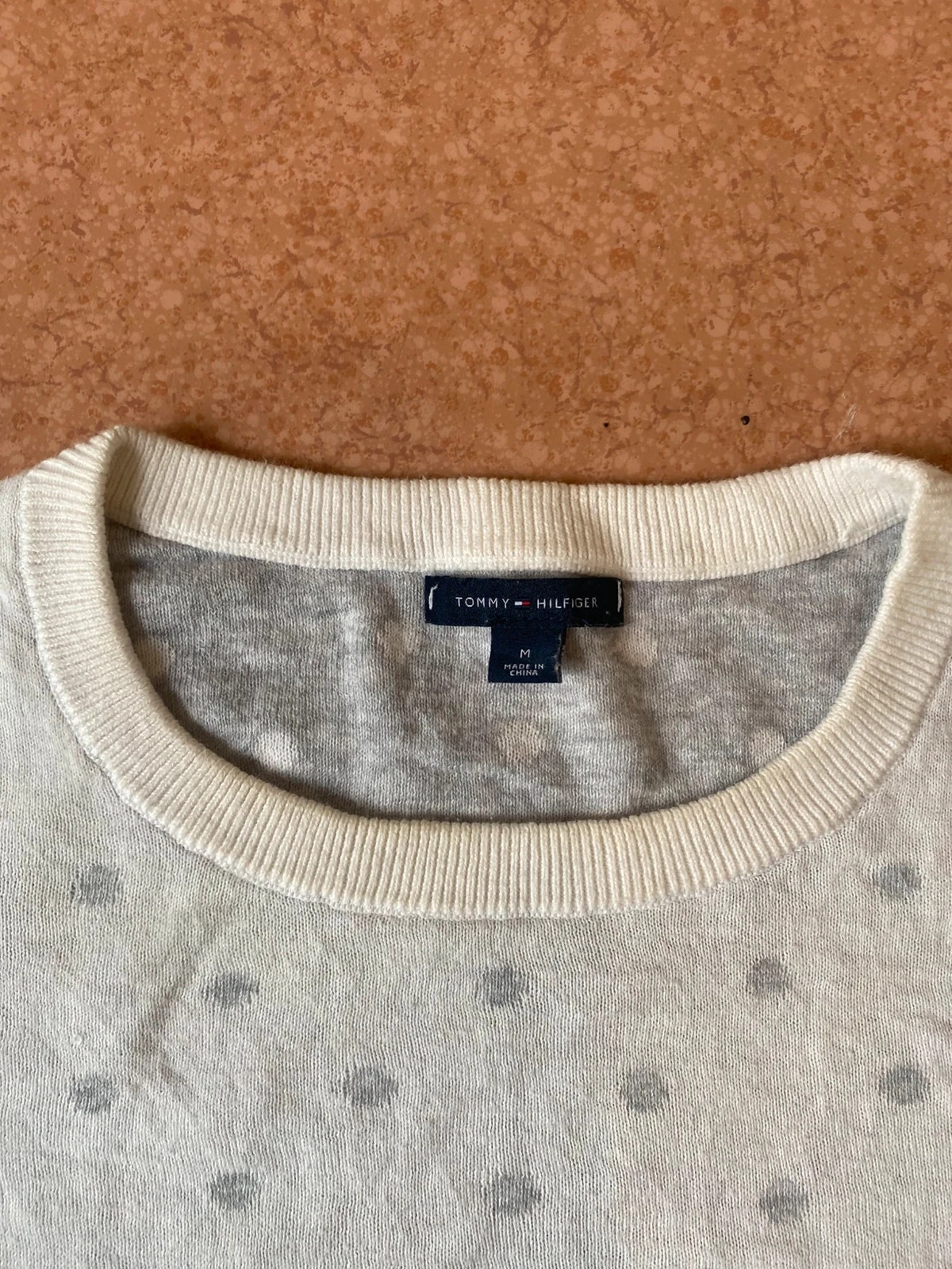 Blusa Tommy Hilfiger de bolinhas creme tamanho M – photo 2